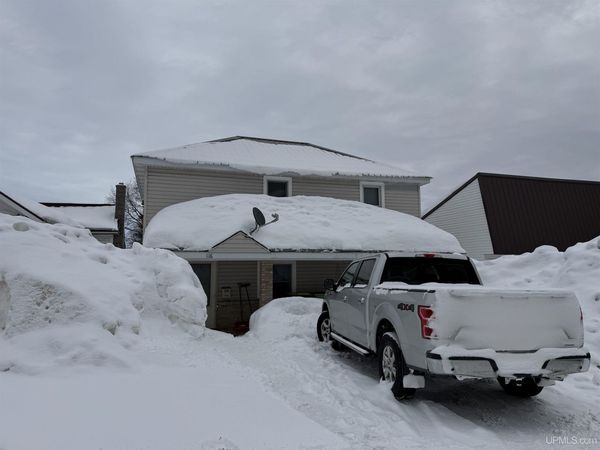 116 W Varnum Street, Munising, MI 49862