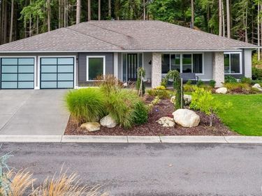 5481 Wood Duck Loop, Blaine, WA 98230