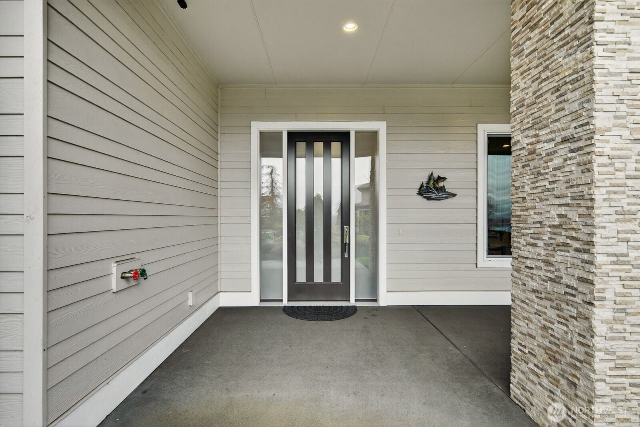 5481 Wood Duck Loop, Blaine, WA 98230