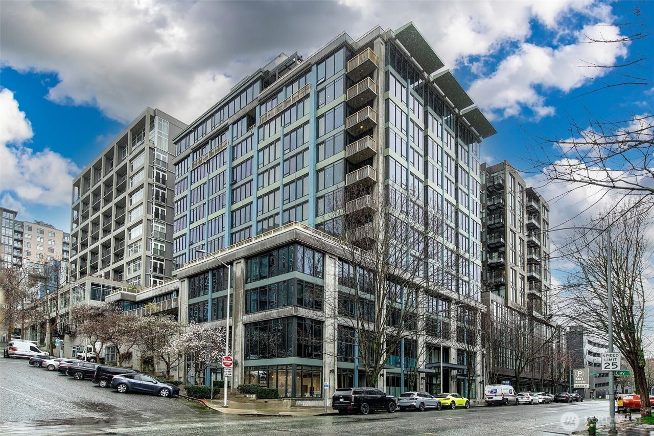 2716 Elliott Avenue , Unit 406, Seattle, WA 98121