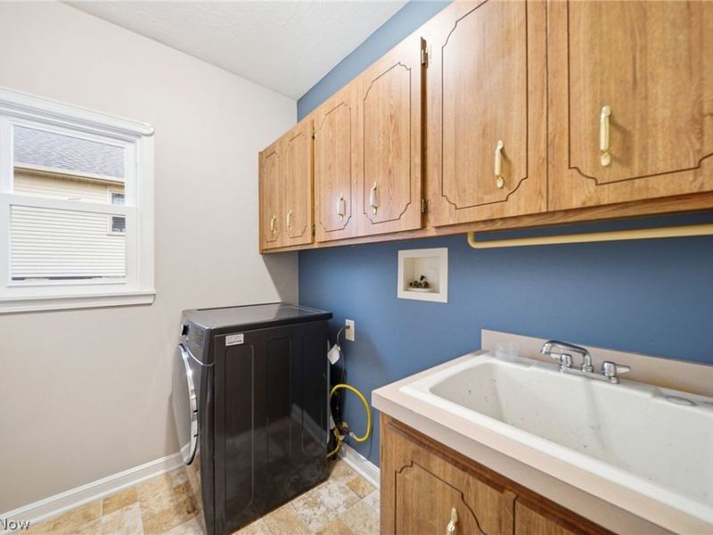 7817 Daniel Drive, Seven Hills, OH 44131 Photo 46