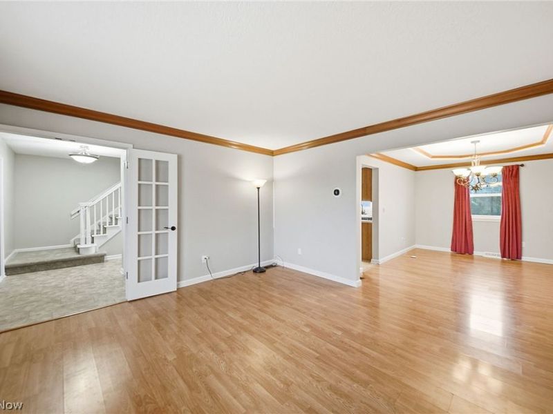 7817 Daniel Drive, Seven Hills, OH 44131 Photo 5