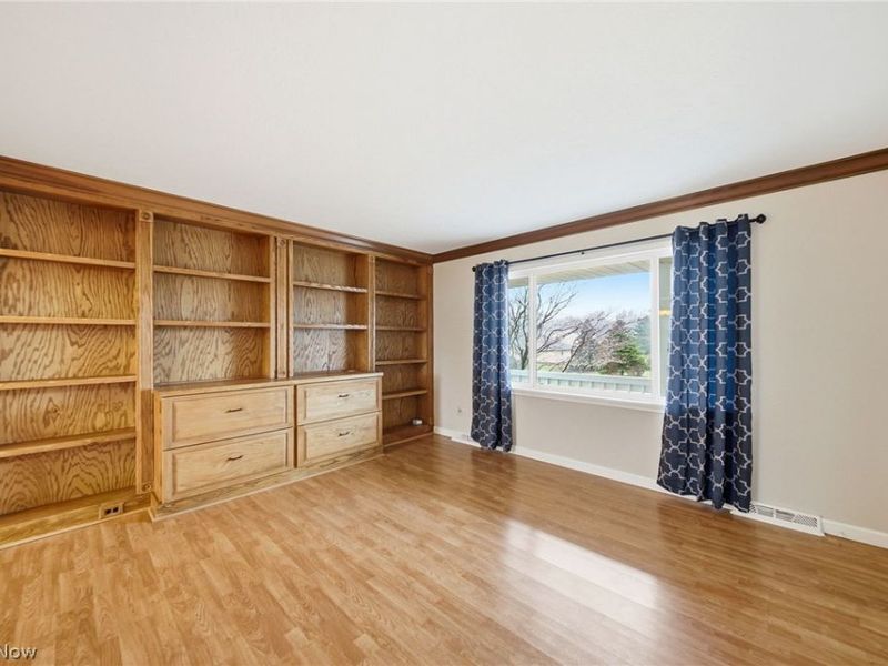 7817 Daniel Drive, Seven Hills, OH 44131 Photo 6