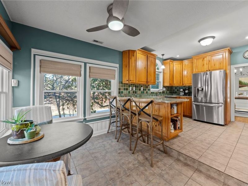 26421 N Woodland Road, Beachwood, OH 44122 Photo 26