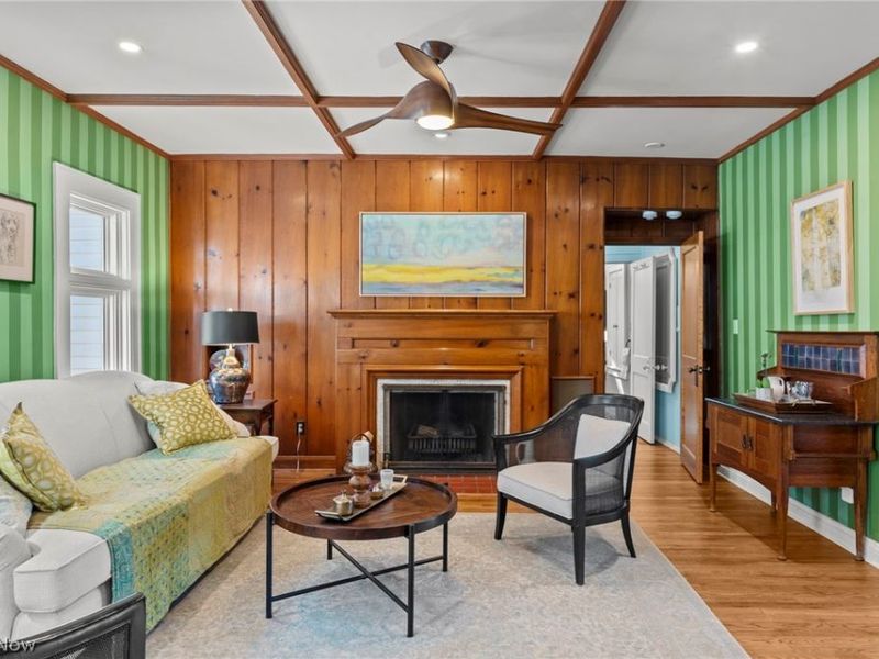 26421 N Woodland Road, Beachwood, OH 44122 Photo 4