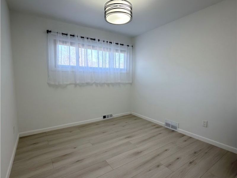 7022 Maplewood Road, Parma Heights, OH 44130 Photo 11