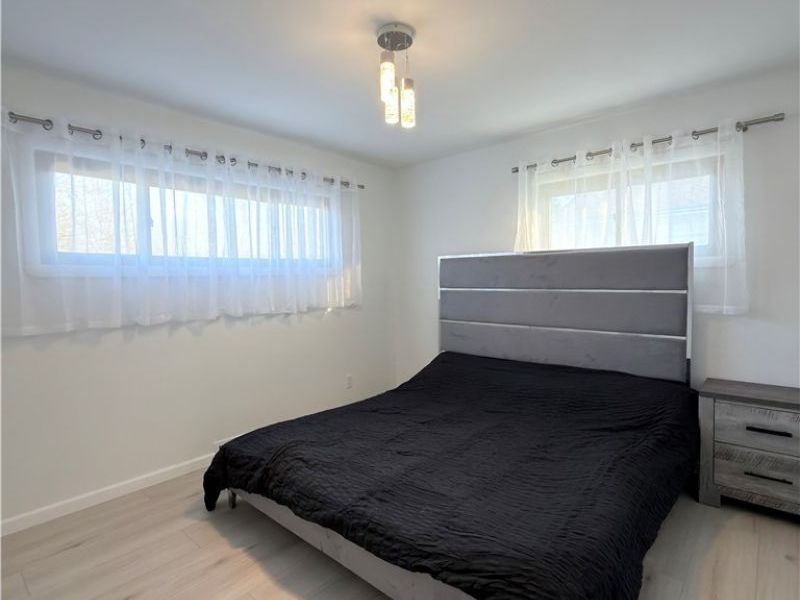 7022 Maplewood Road, Parma Heights, OH 44130 Photo 12