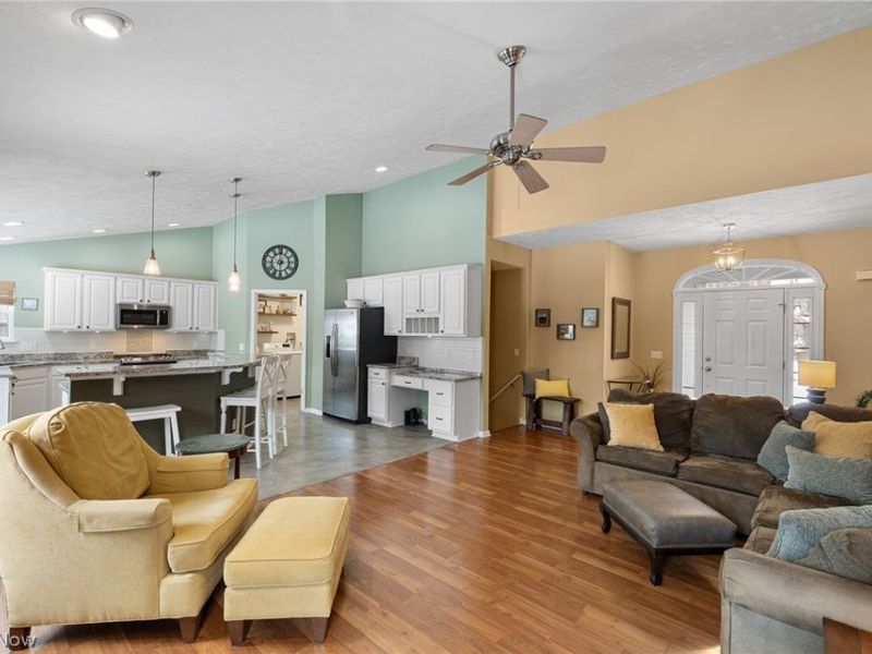 1671 Pine Drive, Avon, OH 44011 Photo 8