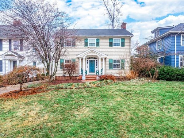 1075 Homewood Drive , Lakewood, OH 44107