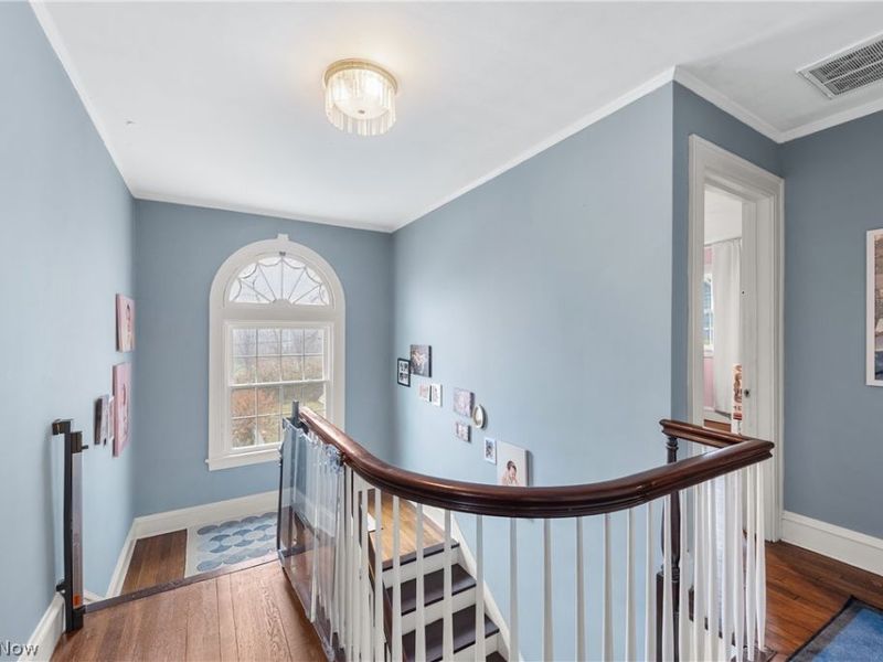 1075 Homewood Drive, Lakewood, OH 44107 Photo 22