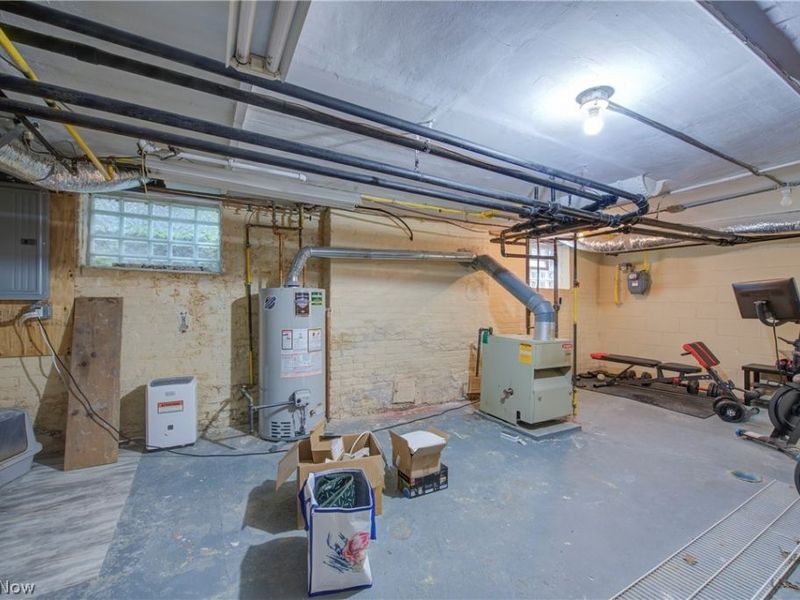 1075 Homewood Drive, Lakewood, OH 44107 Photo 34