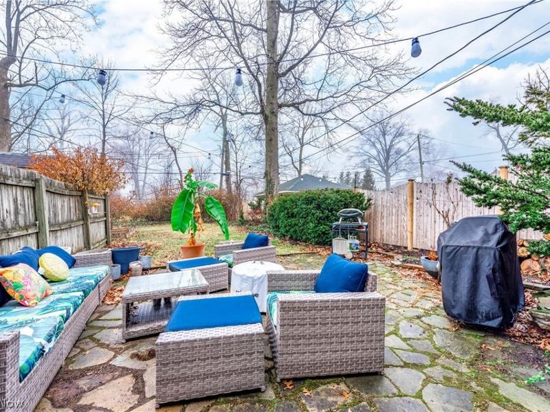 1075 Homewood Drive, Lakewood, OH 44107 Photo 36