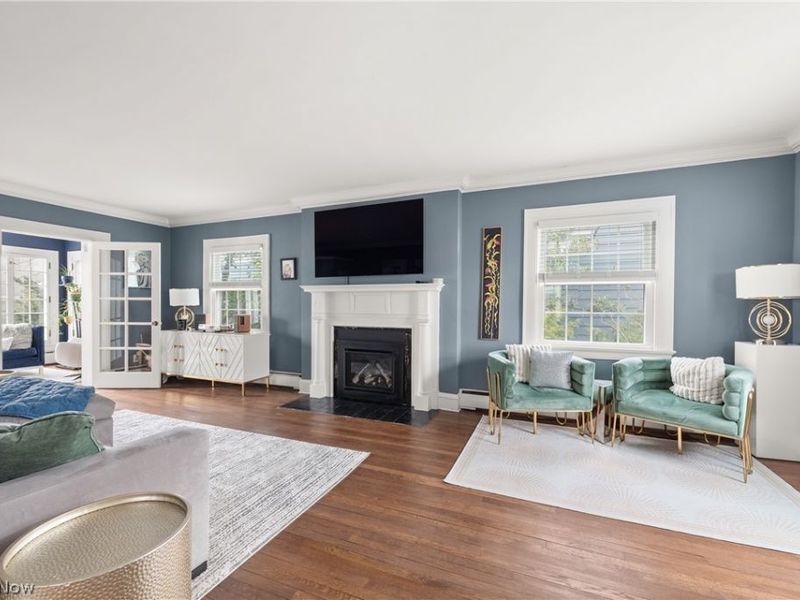 1075 Homewood Drive, Lakewood, OH 44107 Photo 5