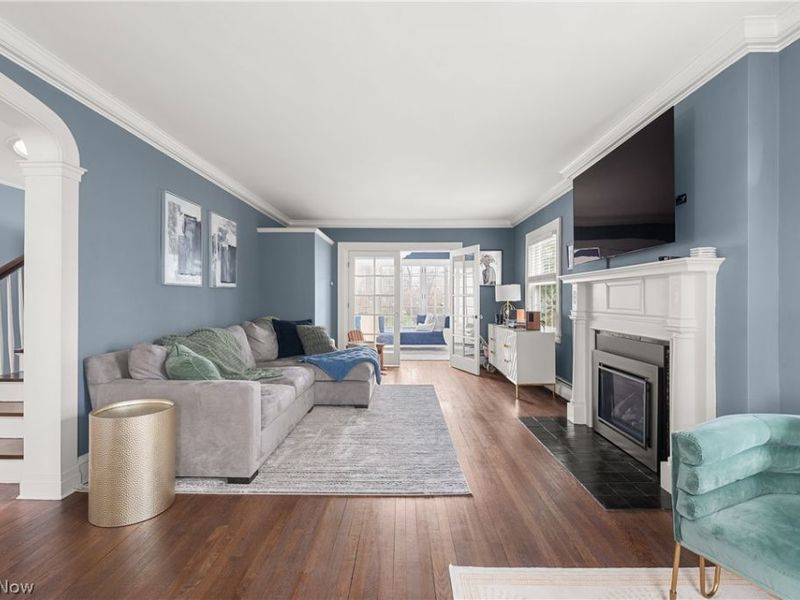 1075 Homewood Drive, Lakewood, OH 44107 Photo 6