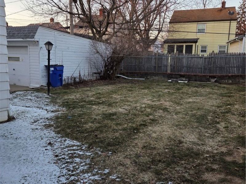 16305 Eldamere Avenue, Cleveland, OH 44128 Photo 29