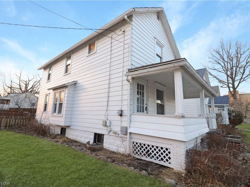 36 23rd Street SW, Barberton, OH 44203 Photo 3