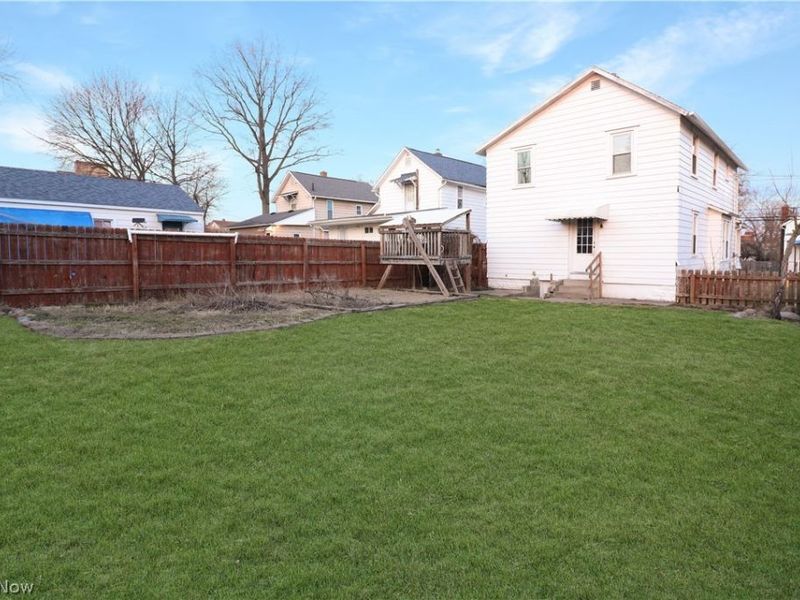 36 23rd Street SW, Barberton, OH 44203 Photo 5