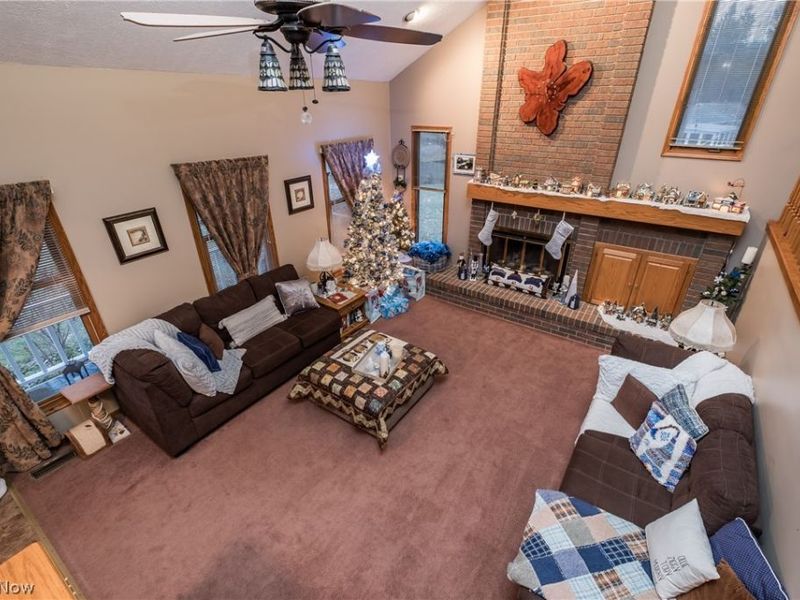 7621 Ravine Drive NW, North Canton, OH 44720 Photo 3