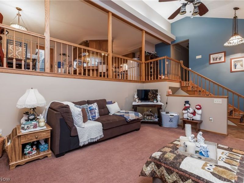 7621 Ravine Drive NW, North Canton, OH 44720 Photo 6