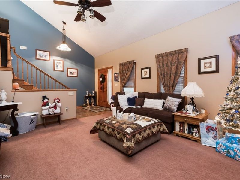 7621 Ravine Drive NW, North Canton, OH 44720 Photo 7