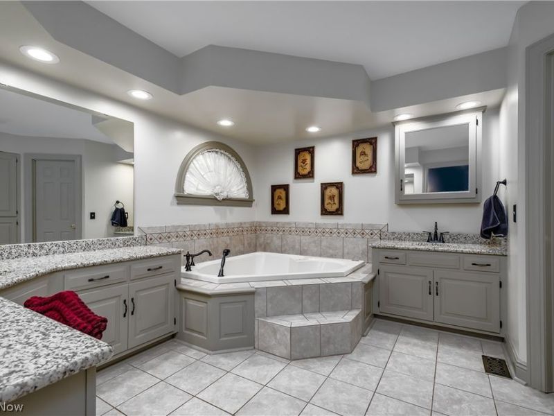 5636 Gray Fox Drive NW, Canton, OH 44718 Photo 23