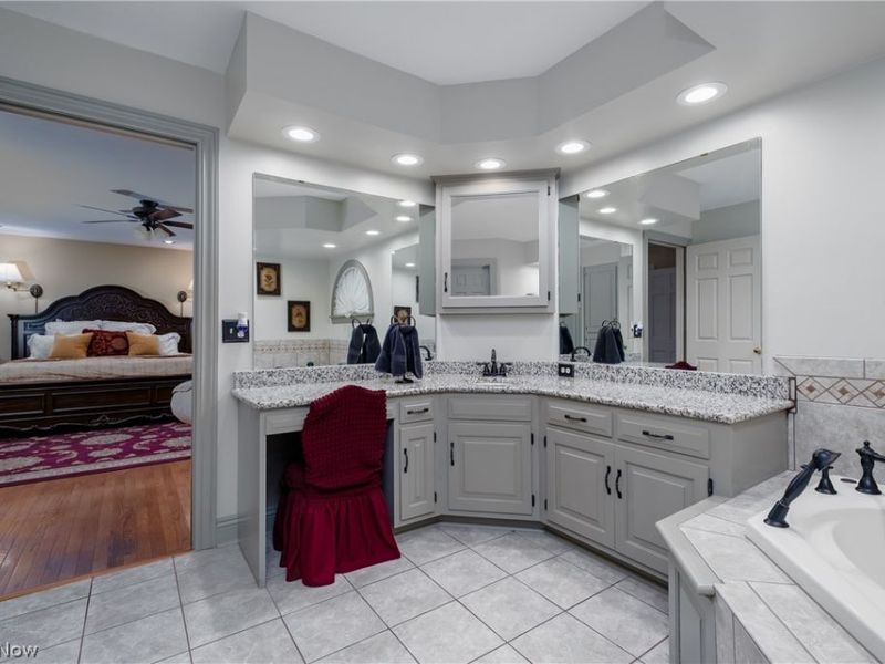 5636 Gray Fox Drive NW, Canton, OH 44718 Photo 24