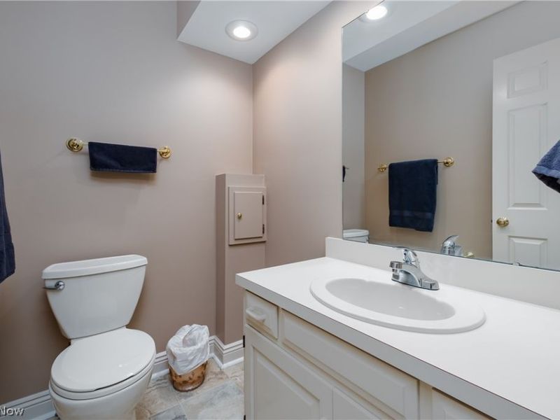 5636 Gray Fox Drive NW, Canton, OH 44718 Photo 31