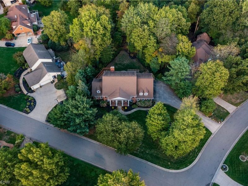 5636 Gray Fox Drive NW, Canton, OH 44718 Photo 4