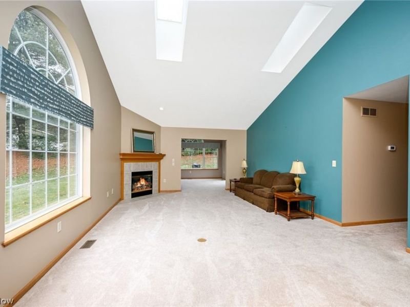 2814 Stratford Circle, Akron, OH 44312 Photo 8