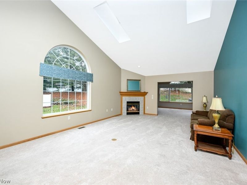 2814 Stratford Circle, Akron, OH 44312 Photo 9