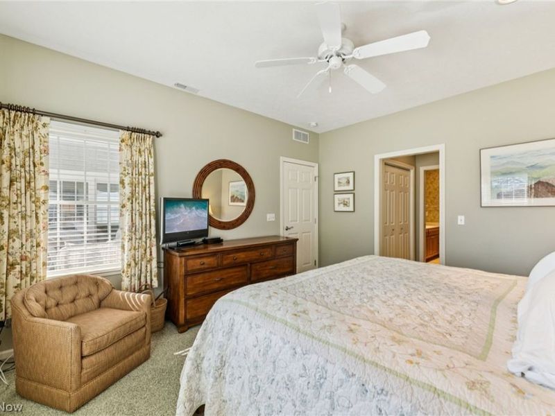 4444 E Harbors Edge Drive, Port Clinton, OH 43452 Photo 23