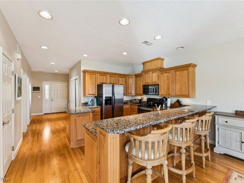 4444 E Harbors Edge Drive, Port Clinton, OH 43452 Photo 6