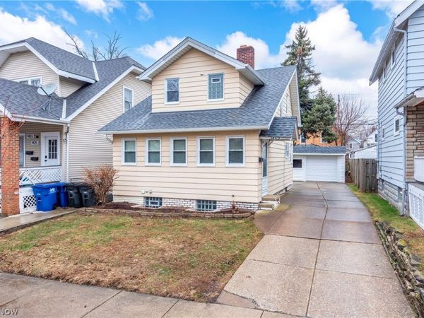 1427 Gridley Street , Lakewood, OH 44107