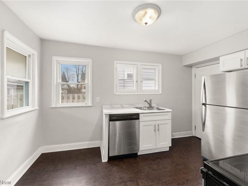 1427 Gridley Street, Lakewood, OH 44107 Photo 12