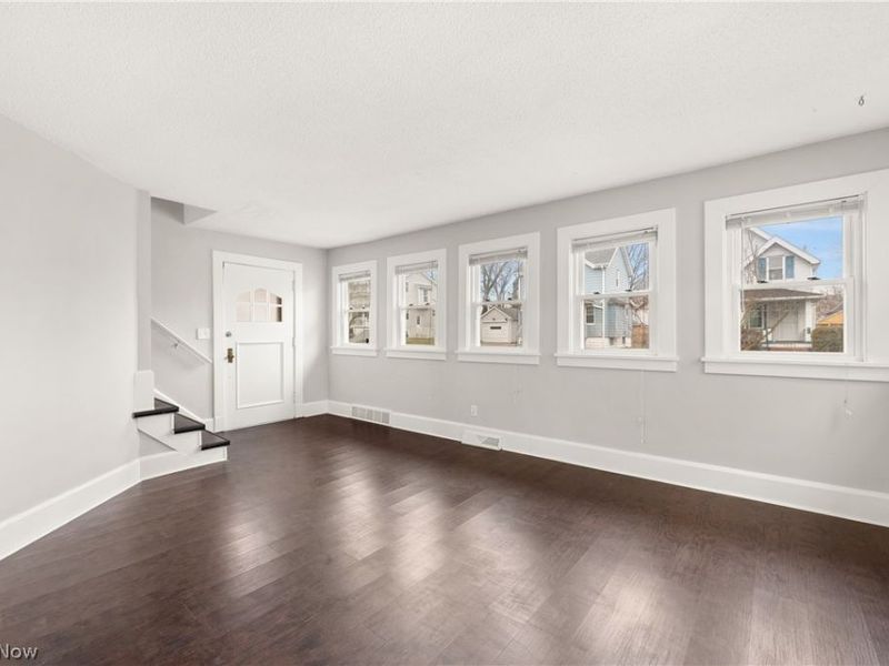 1427 Gridley Street, Lakewood, OH 44107 Photo 3