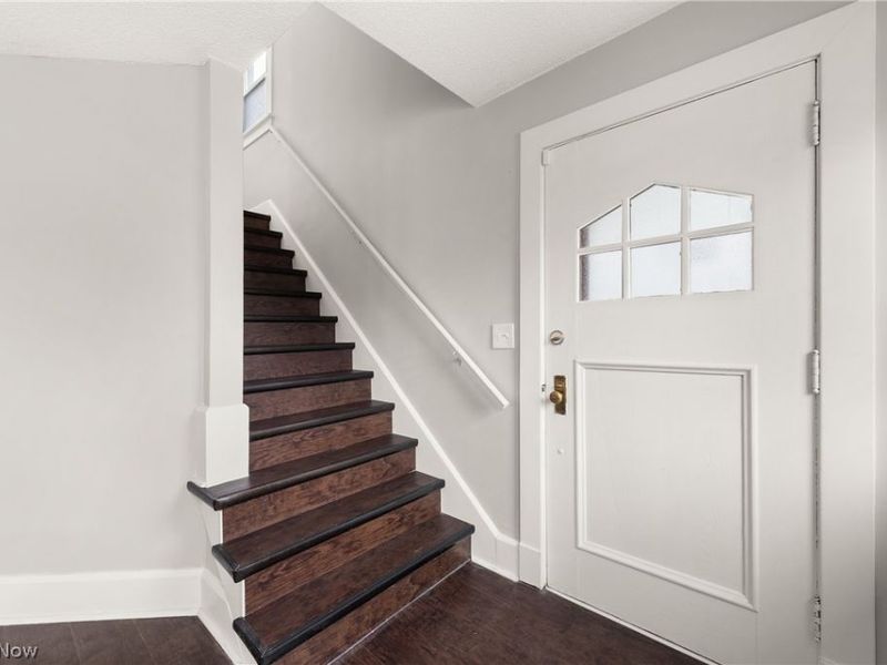 1427 Gridley Street, Lakewood, OH 44107 Photo 6