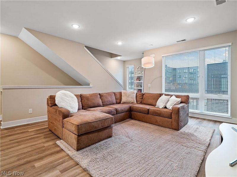 1232 W 73rd Street, Cleveland, OH 44102 Photo 14