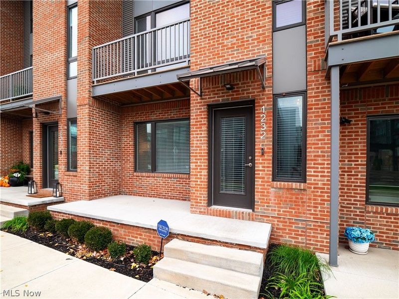 1232 W 73rd Street, Cleveland, OH 44102 Photo 3