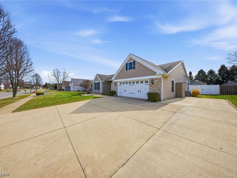 28 Amber Way, Norwalk, OH 44857 Photo 1