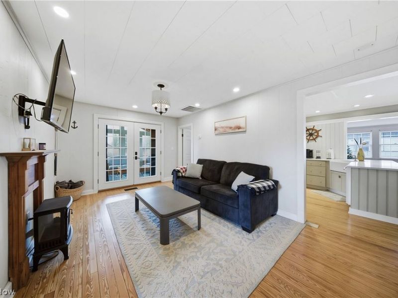 113 W Iroquois Trail, Sandusky, OH 44870 Photo 21