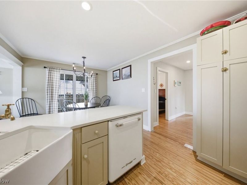 113 W Iroquois Trail, Sandusky, OH 44870 Photo 28