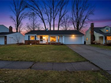 337 University Avenue, Elyria, OH 44035