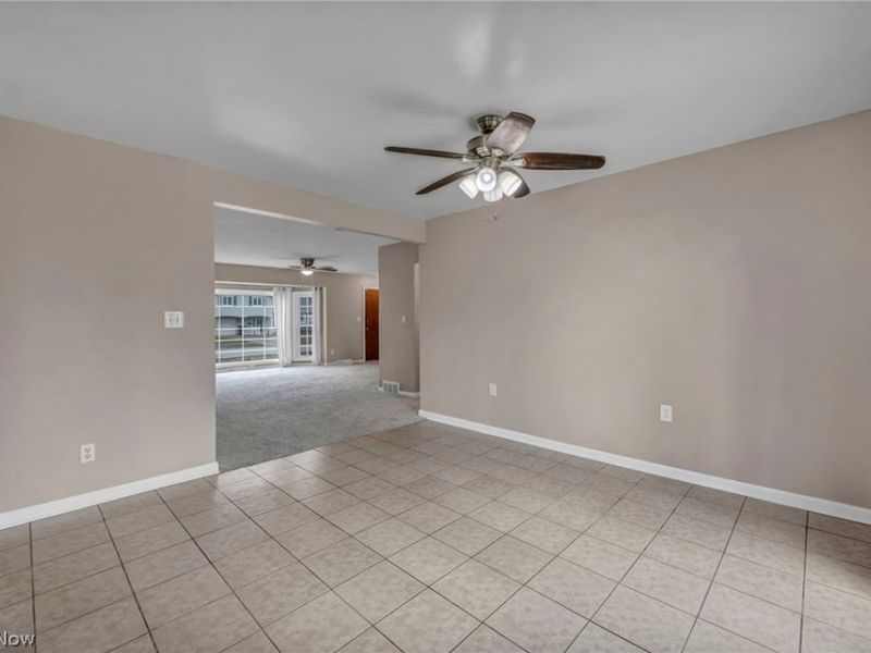 337 University Avenue, Elyria, OH 44035 Photo 15