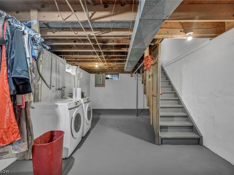 337 University Avenue, Elyria, OH 44035 Photo 38