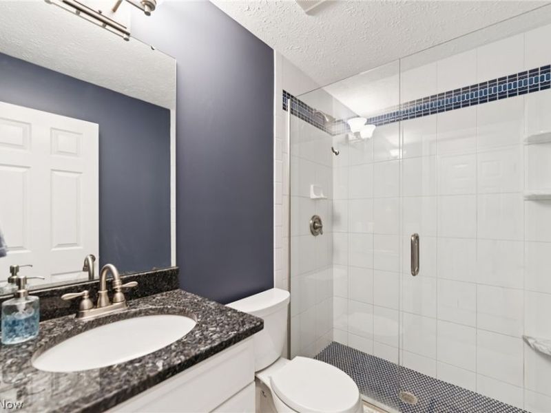 3733 E Lake Road, Sheffield Lake, OH 44054 Photo 32