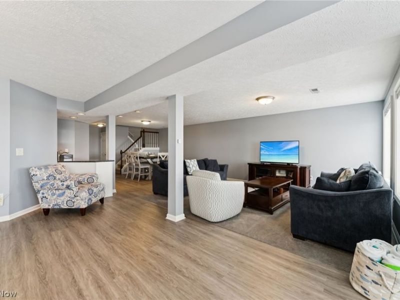 3733 E Lake Road, Sheffield Lake, OH 44054 Photo 36