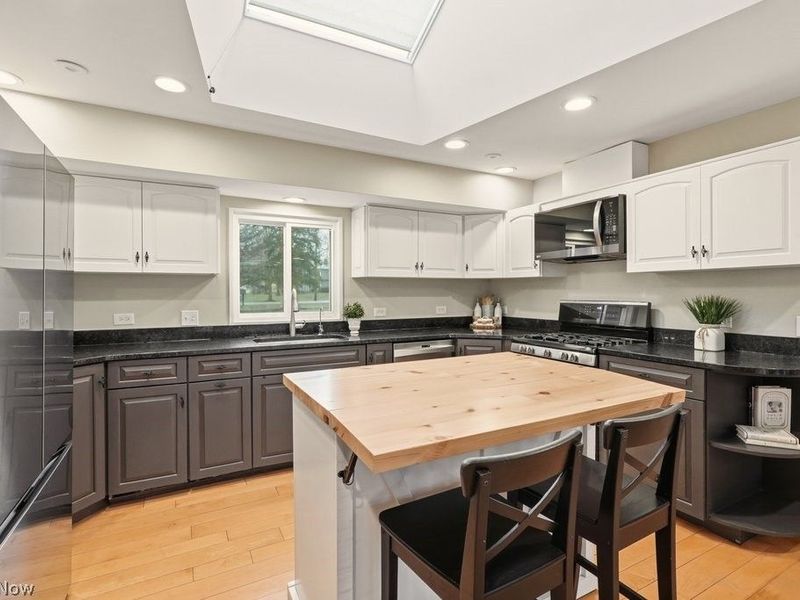 11892 E Hill Drive, Chesterland, OH 44026 Photo 10