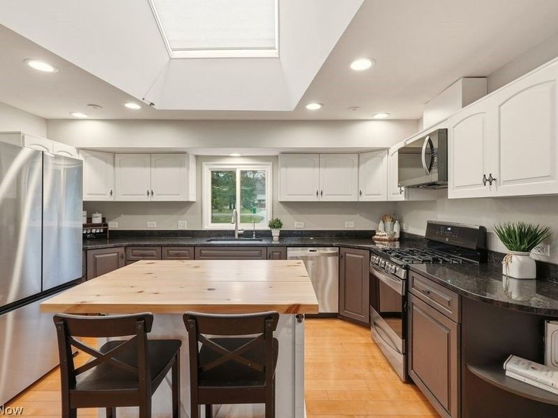 11892 E Hill Drive, Chesterland, OH 44026 Photo 9