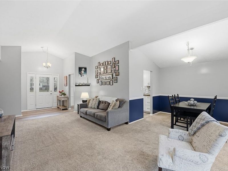 26845 Redwood Drive, Olmsted Falls, OH 44138 Photo 12