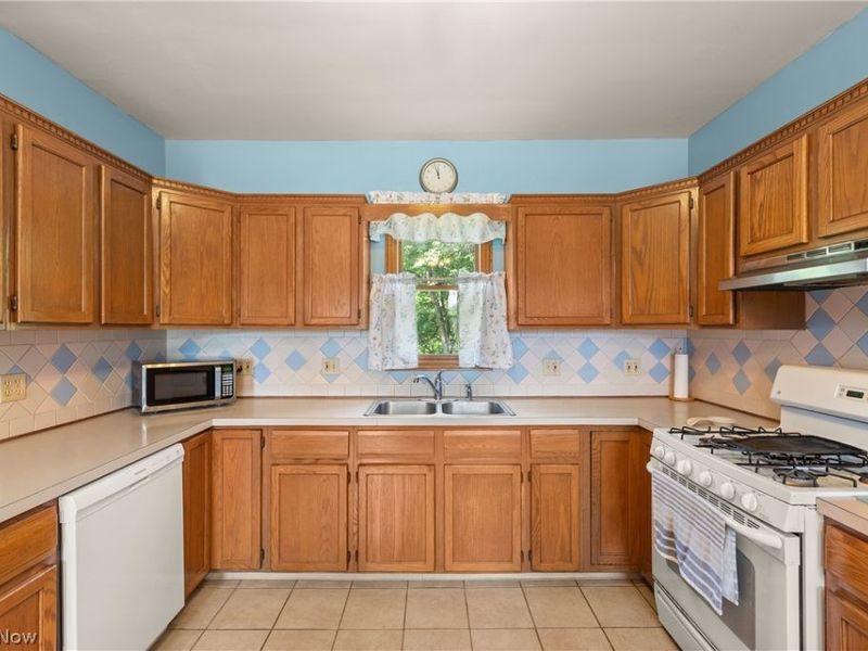 9990 Broadview Road, Broadview Heights, OH 44147 Photo 17